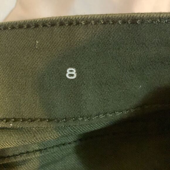 St Johns Bay Size 8 Straight Leg Ankle Cropped Dark Green - Picture 9 of 11